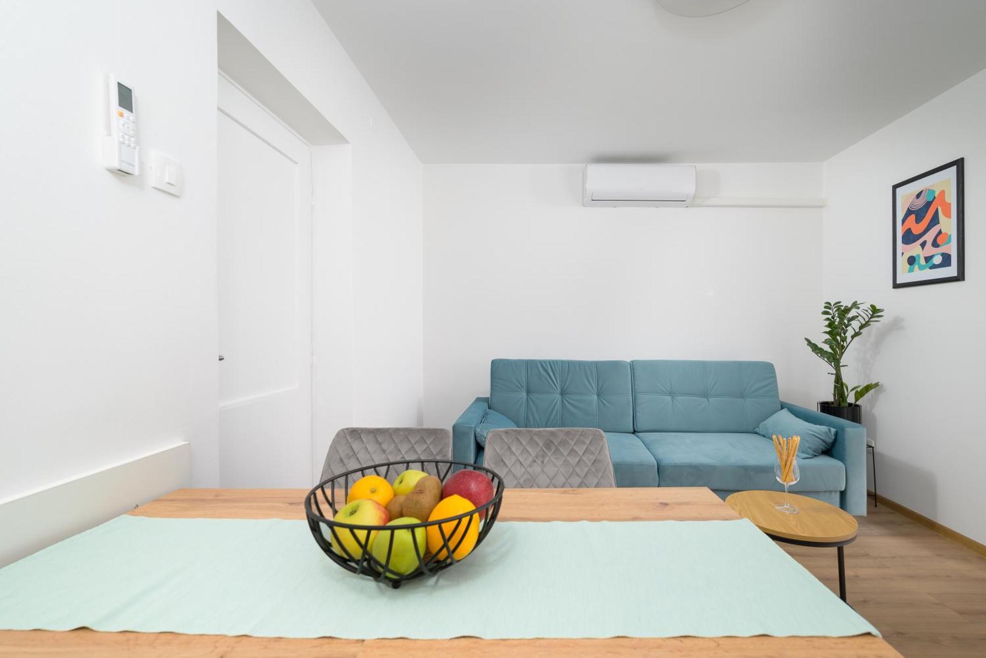 Apartment Pina Пореч Экстерьер фото